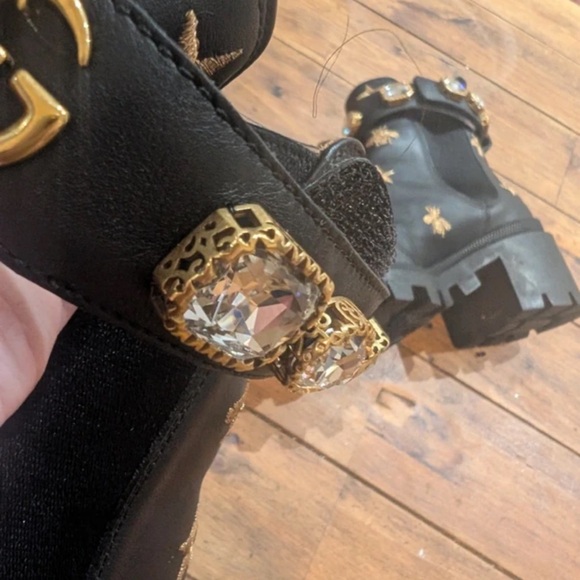 Gucci Black Leather Booties with Gold Star and Bee Accents - Picture 6 of 8